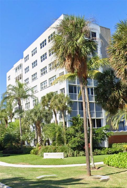 For Rent: $6,100 (3 beds, 2 baths, 1440 Square Feet)