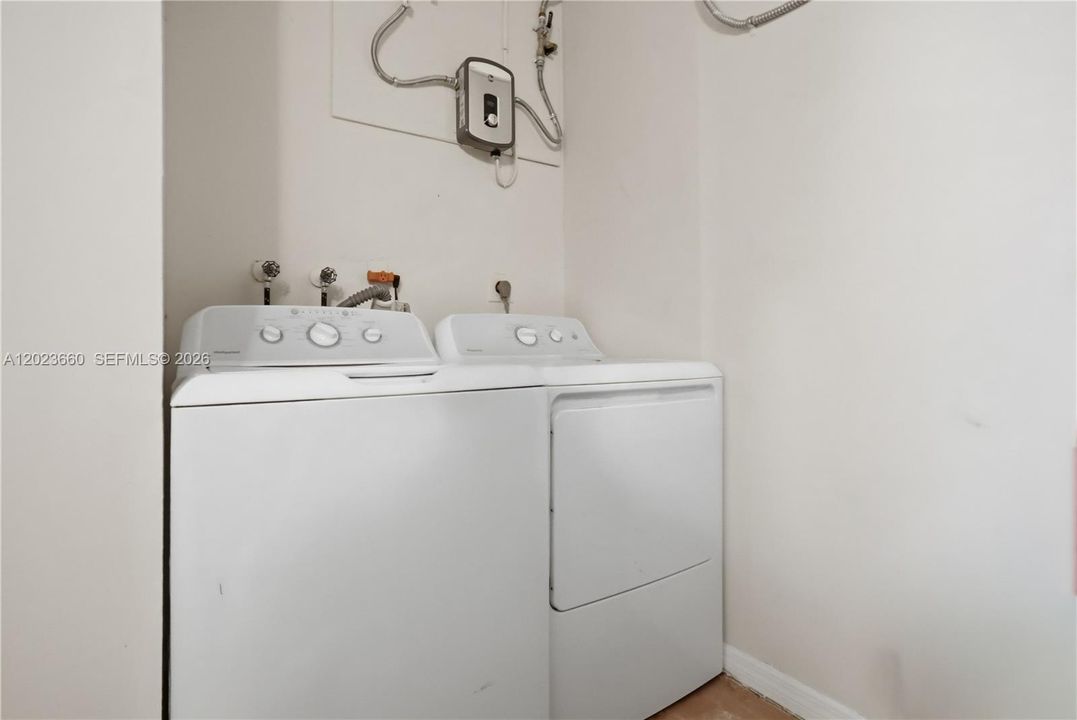 laundry in garage
