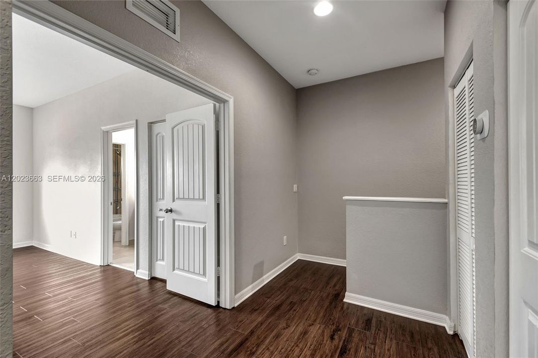 For Sale: $395,000 (3 beds, 2 baths, 1578 Square Feet)