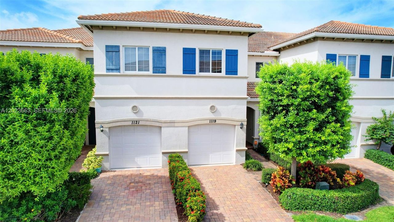 For Sale: $395,000 (3 beds, 2 baths, 1578 Square Feet)