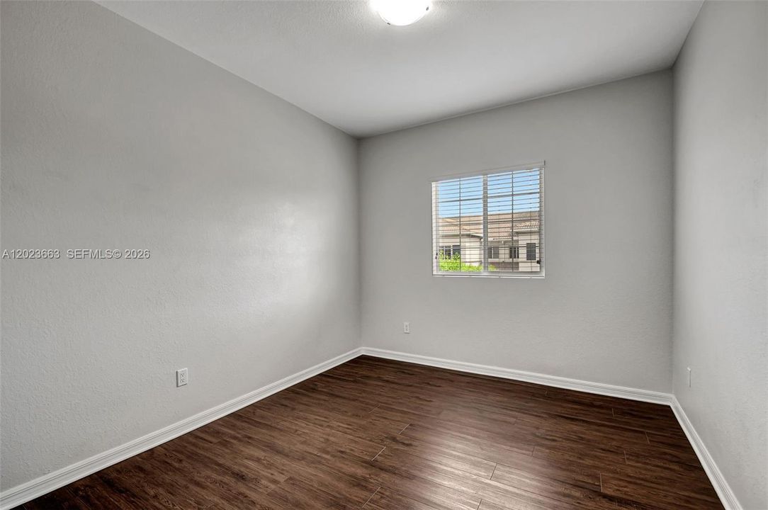 For Sale: $395,000 (3 beds, 2 baths, 1578 Square Feet)