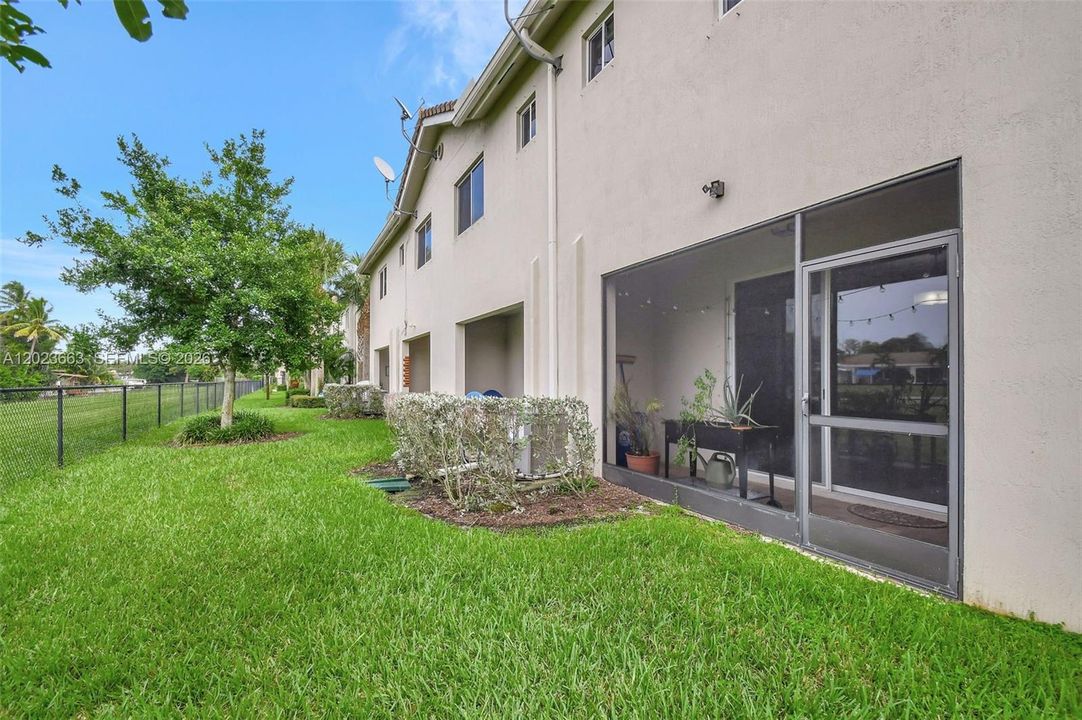 For Sale: $395,000 (3 beds, 2 baths, 1578 Square Feet)