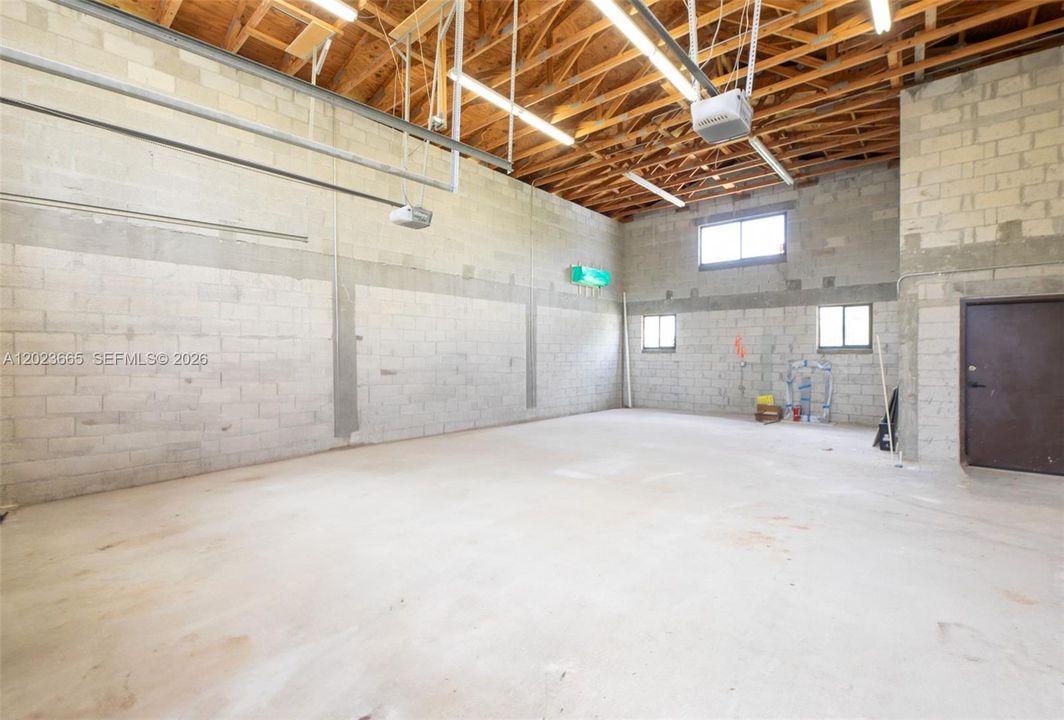 For Sale: $1,500,000 (3 beds, 2 baths, 1889 Square Feet)
