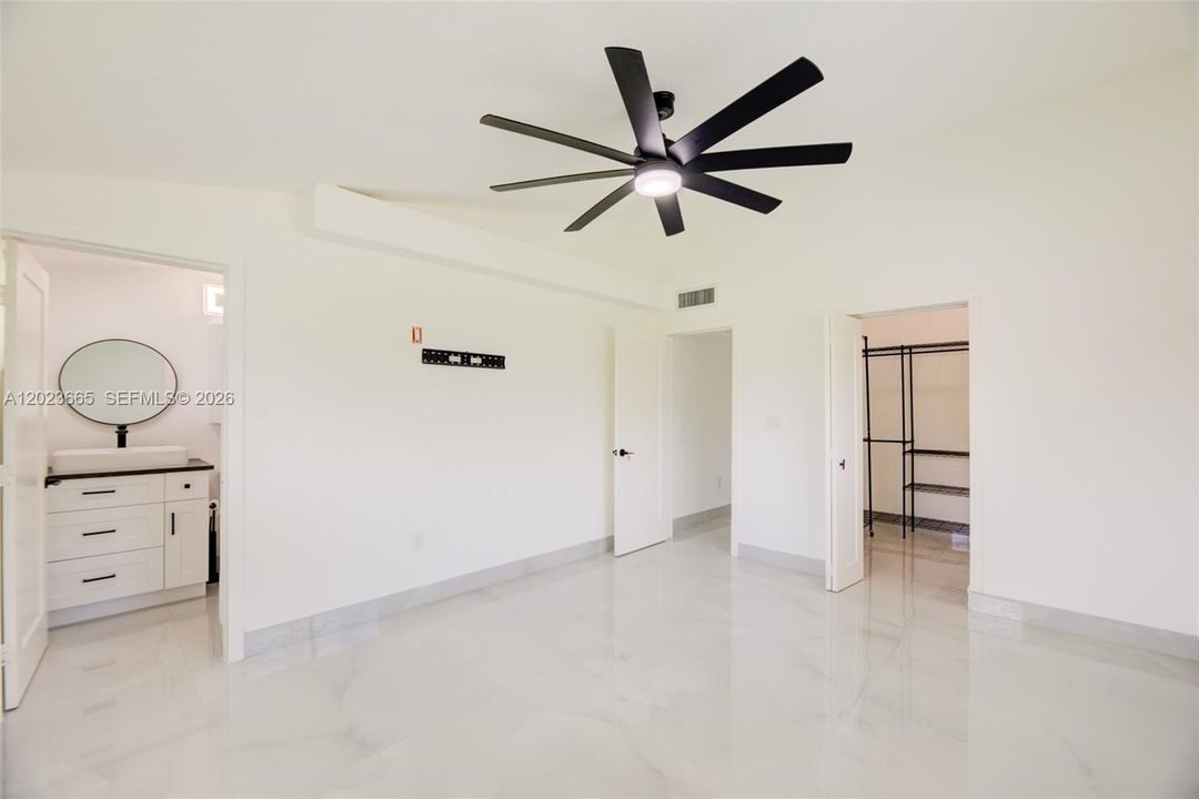 For Sale: $1,500,000 (3 beds, 2 baths, 1889 Square Feet)
