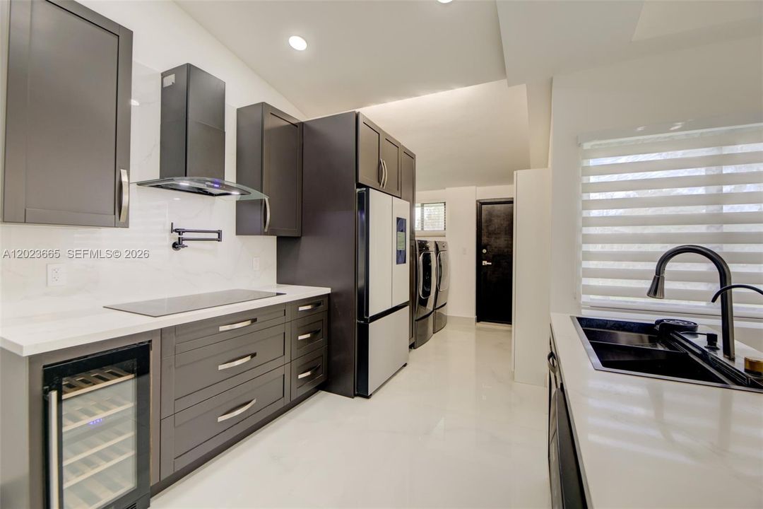 For Sale: $1,500,000 (3 beds, 2 baths, 1889 Square Feet)