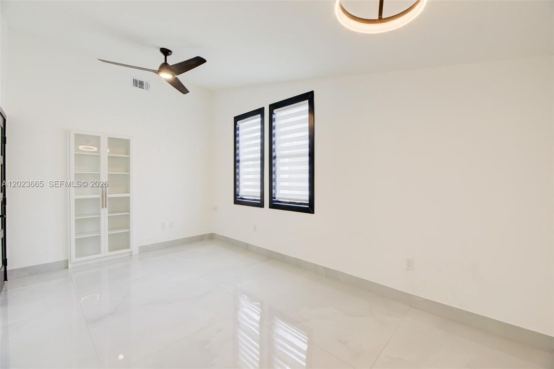 For Sale: $1,500,000 (3 beds, 2 baths, 1889 Square Feet)
