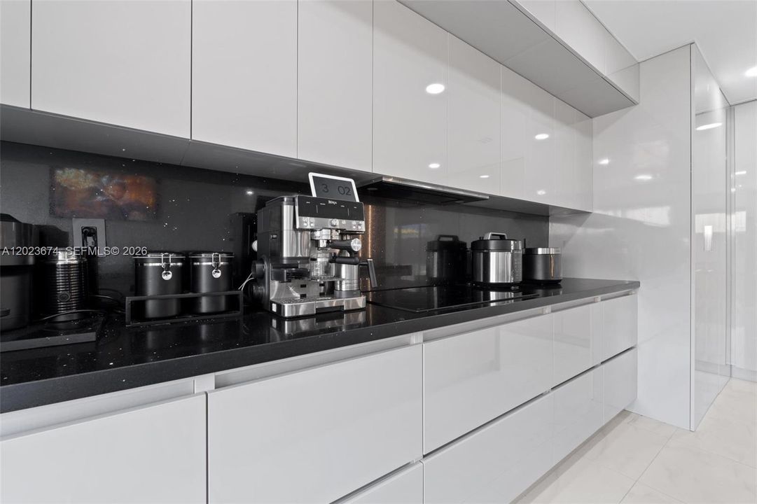 For Sale: $1,800,000 (5 beds, 4 baths, 3509 Square Feet)