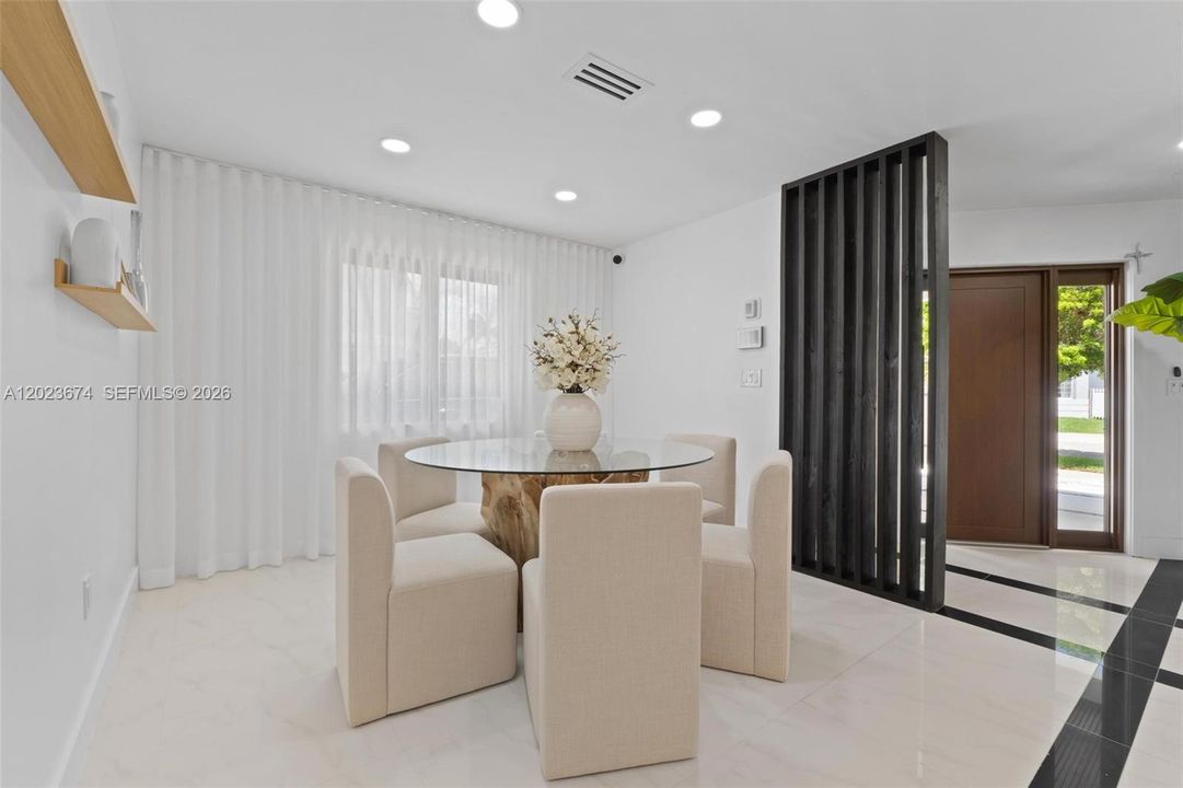 For Sale: $1,800,000 (5 beds, 4 baths, 3509 Square Feet)