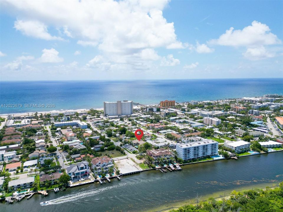 For Sale: $650,000 (2 beds, 2 baths, 1188 Square Feet)