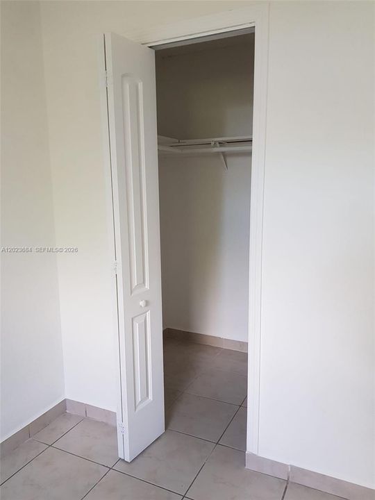 For Rent: $1,800 (1 beds, 1 baths, 600 Square Feet)
