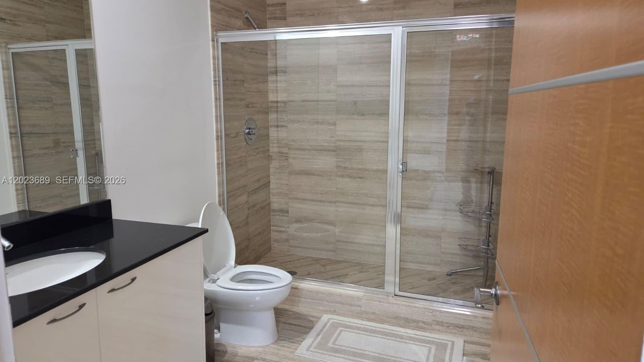 For Rent: $8,250 (3 beds, 3 baths, 2084 Square Feet)