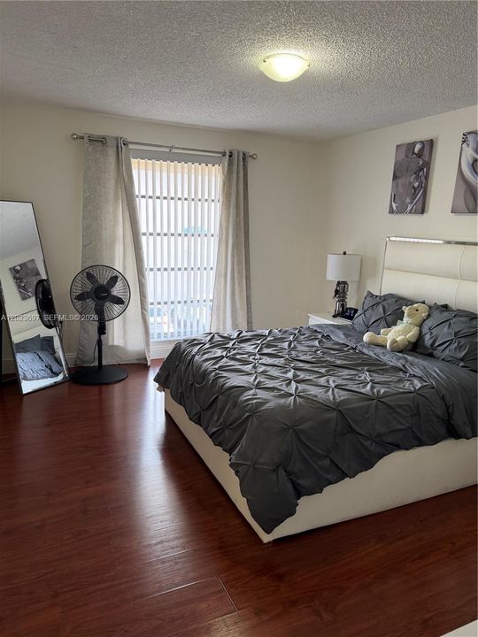 For Sale: $218,995 (1 beds, 1 baths, 750 Square Feet)
