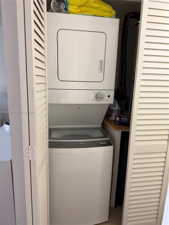 For Sale: $218,995 (1 beds, 1 baths, 750 Square Feet)