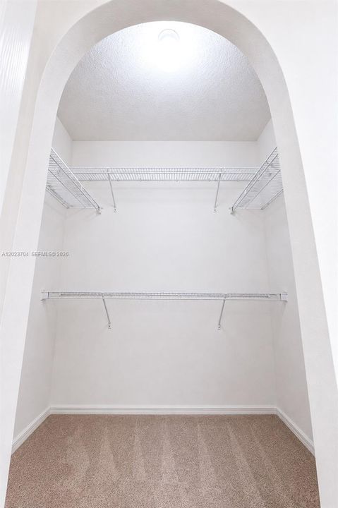 В аренду: $3,500 (4 спален, 2 ванн, 2828 Квадратных фут)