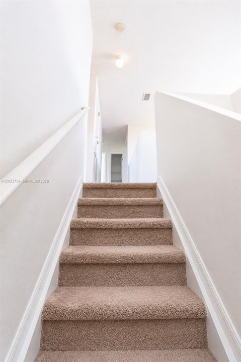 В аренду: $3,500 (4 спален, 2 ванн, 2828 Квадратных фут)