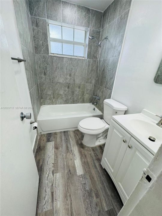 For Rent: $1,850 (2 beds, 1 baths, 2116 Square Feet)