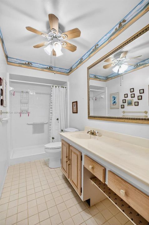 For Sale: $149,900 (1 beds, 1 baths, 600 Square Feet)