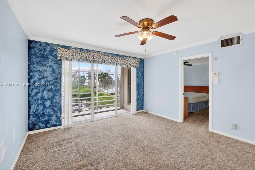 For Sale: $149,900 (1 beds, 1 baths, 600 Square Feet)