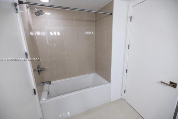 For Sale: $539,000 (2 beds, 2 baths, 1067 Square Feet)