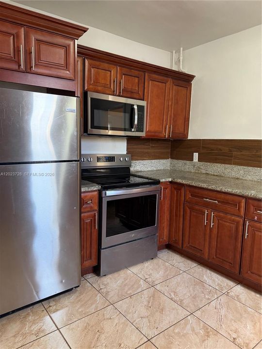 For Sale: $530,000 (3 beds, 2 baths, 1658 Square Feet)