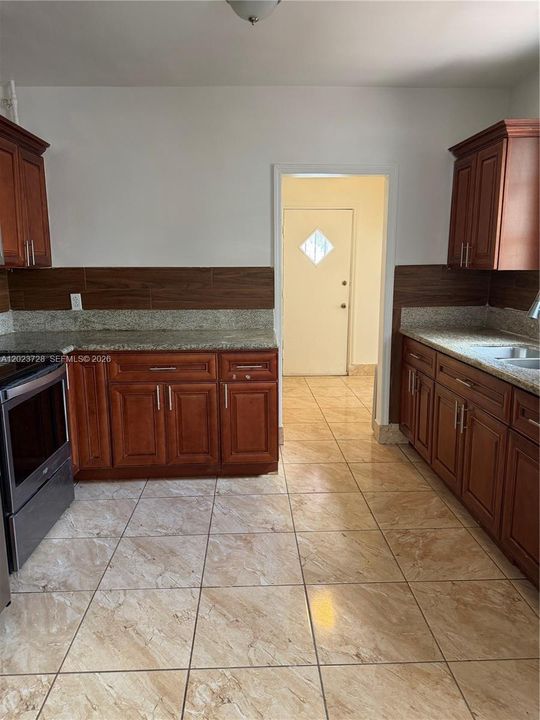 For Sale: $530,000 (3 beds, 2 baths, 1658 Square Feet)