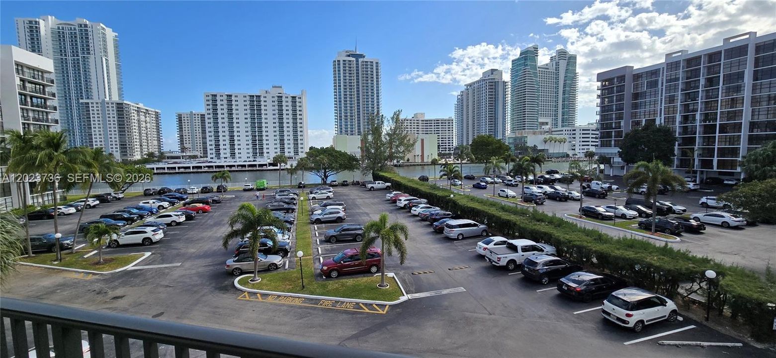 For Sale: $395,000 (2 beds, 2 baths, 1430 Square Feet)