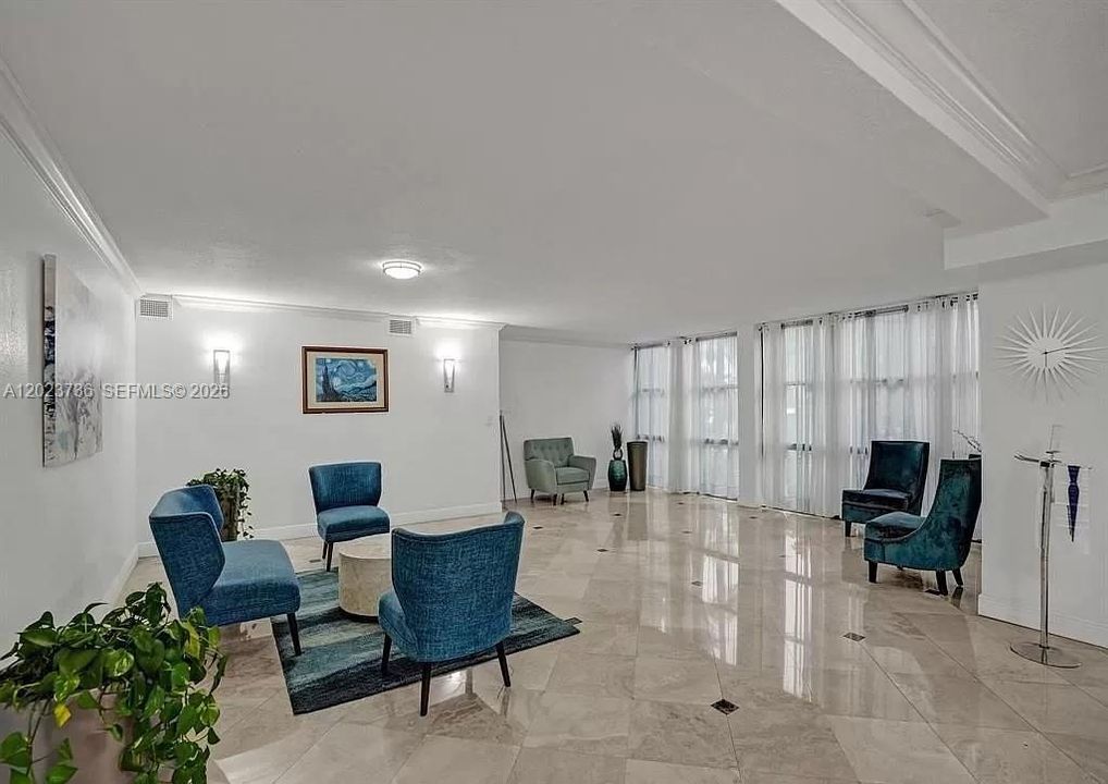 For Sale: $395,000 (2 beds, 2 baths, 1430 Square Feet)