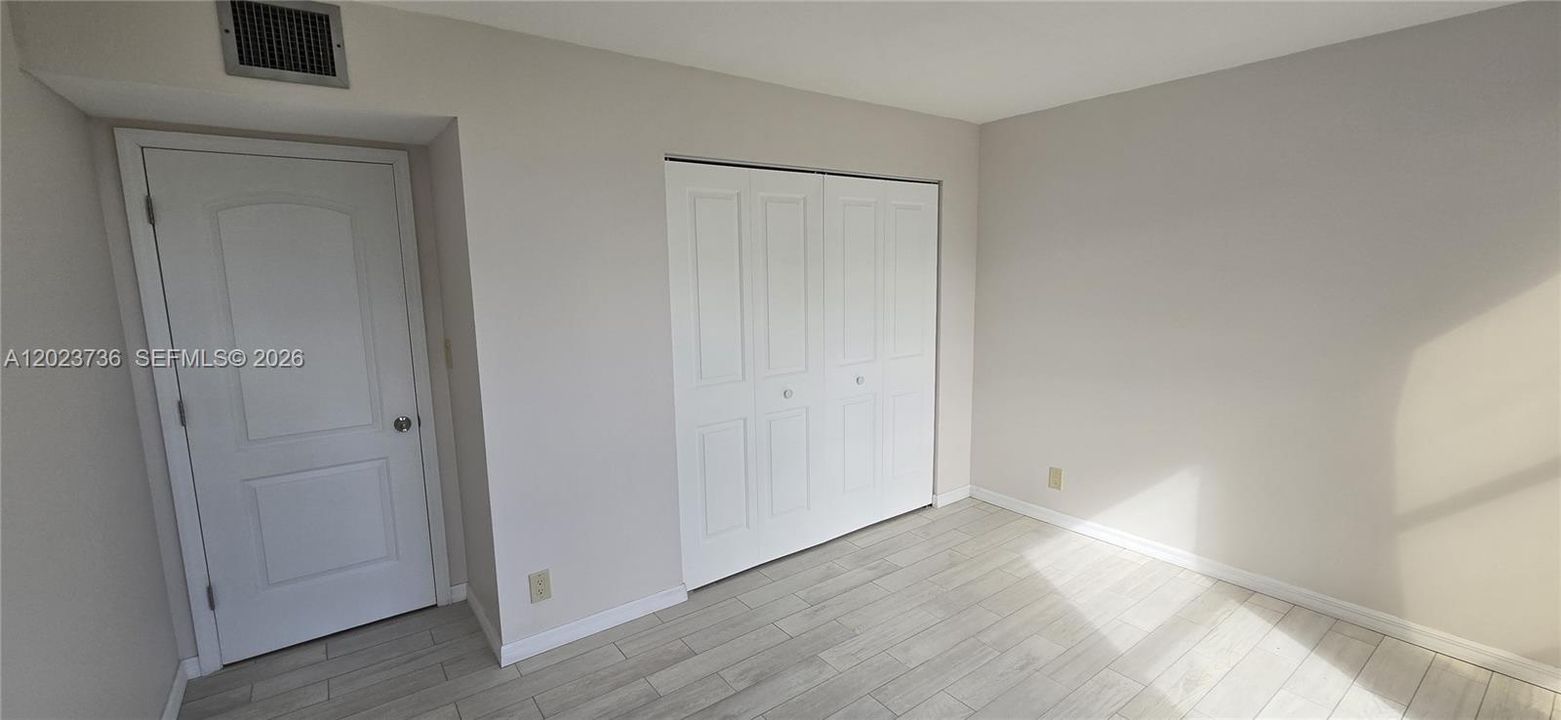 For Sale: $395,000 (2 beds, 2 baths, 1430 Square Feet)