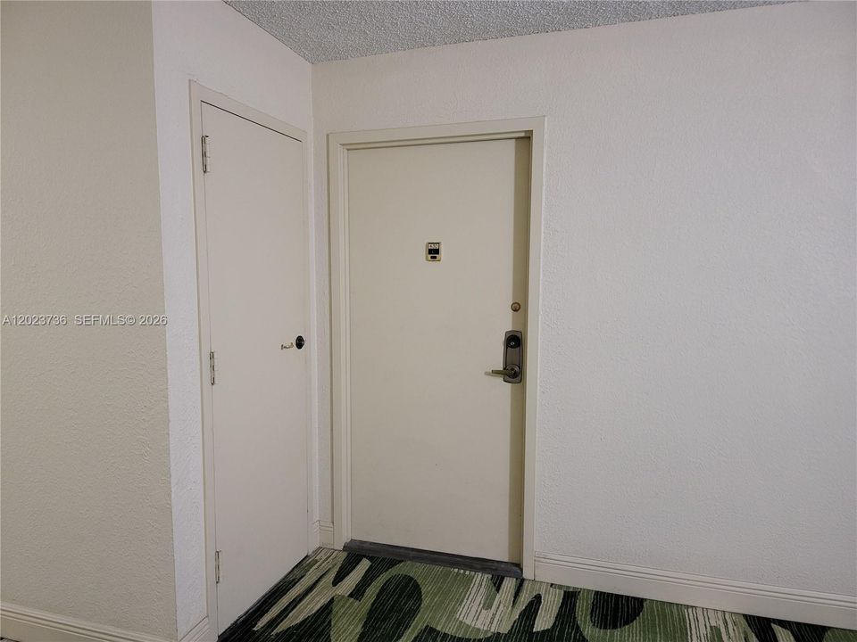 For Sale: $395,000 (2 beds, 2 baths, 1430 Square Feet)