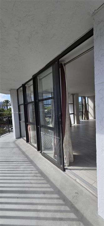 For Sale: $395,000 (2 beds, 2 baths, 1430 Square Feet)
