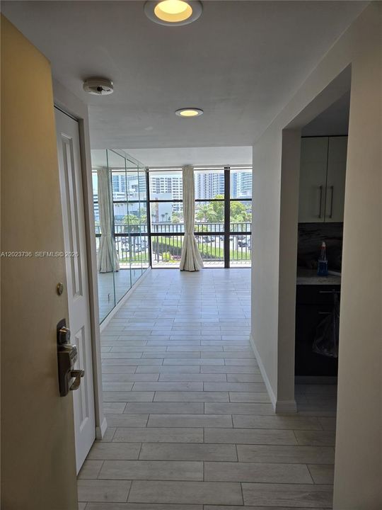 For Sale: $395,000 (2 beds, 2 baths, 1430 Square Feet)