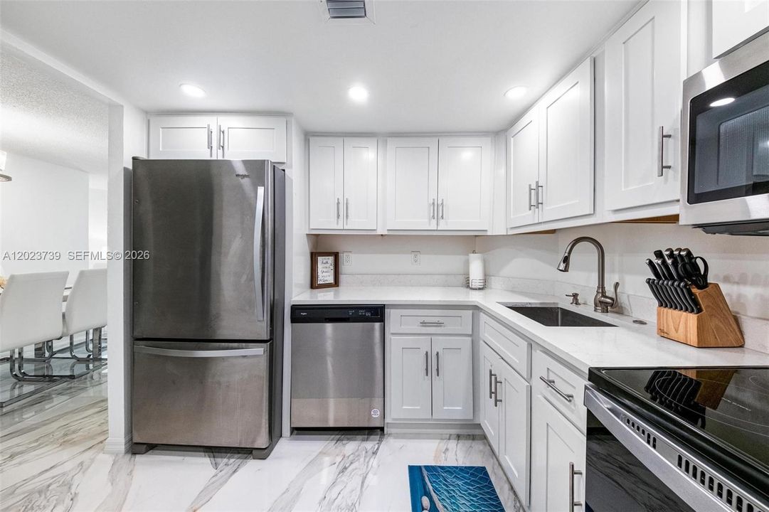 For Sale: $799,000 (2 beds, 2 baths, 0 Square Feet)