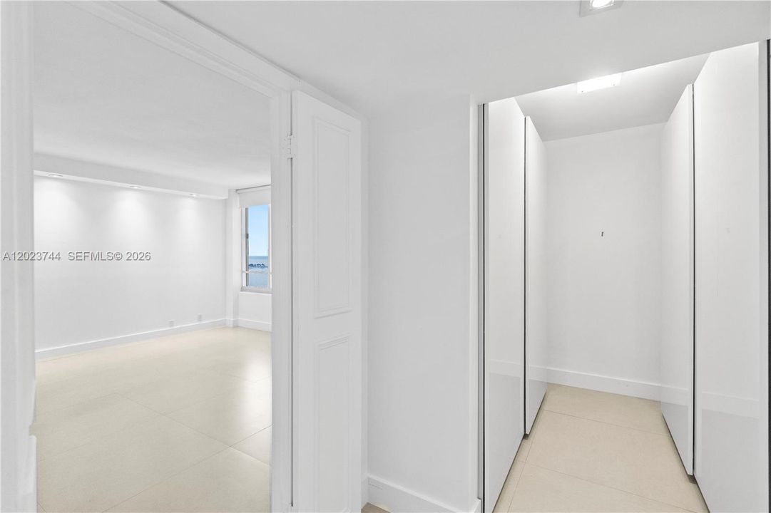 For Sale: $1,399,000 (3 beds, 2 baths, 2089 Square Feet)
