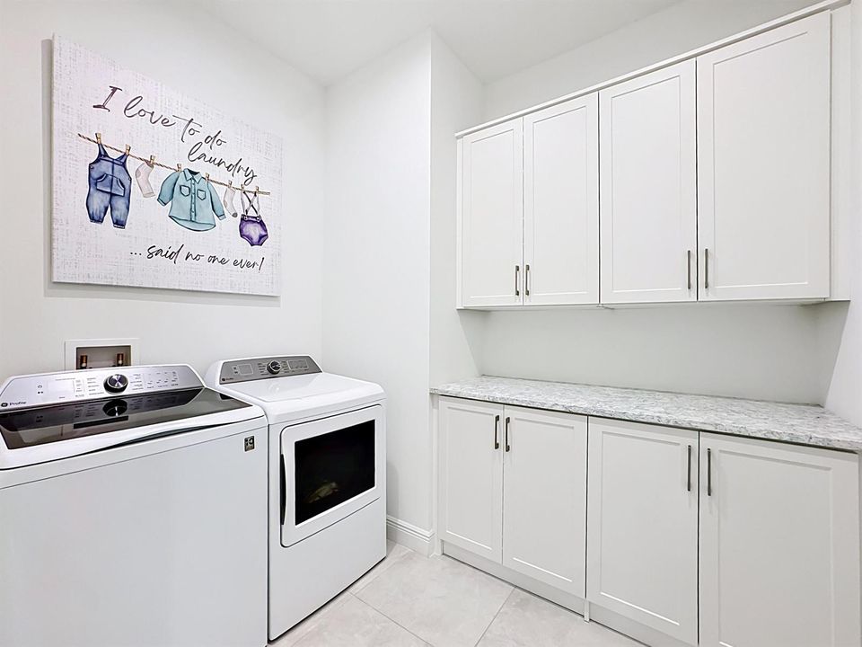 8596 SW Felicita Laundry Room