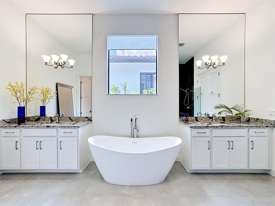 8596 SW Felicita Way Primary Bath 2