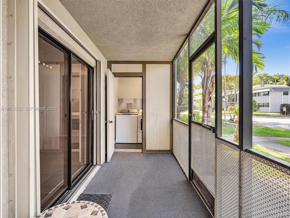 En Venta: $199,700 (2 camas, 2 baños, 835 Pies cuadrados)