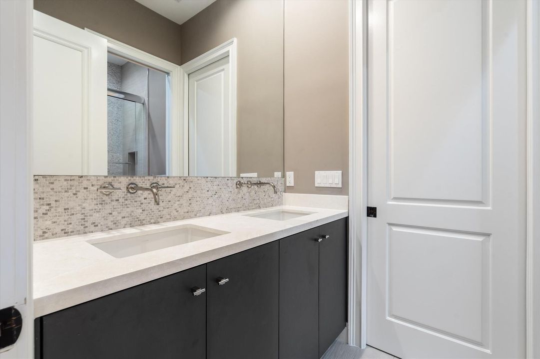 56-670 Carrotwood Terr Plantation , FL-1