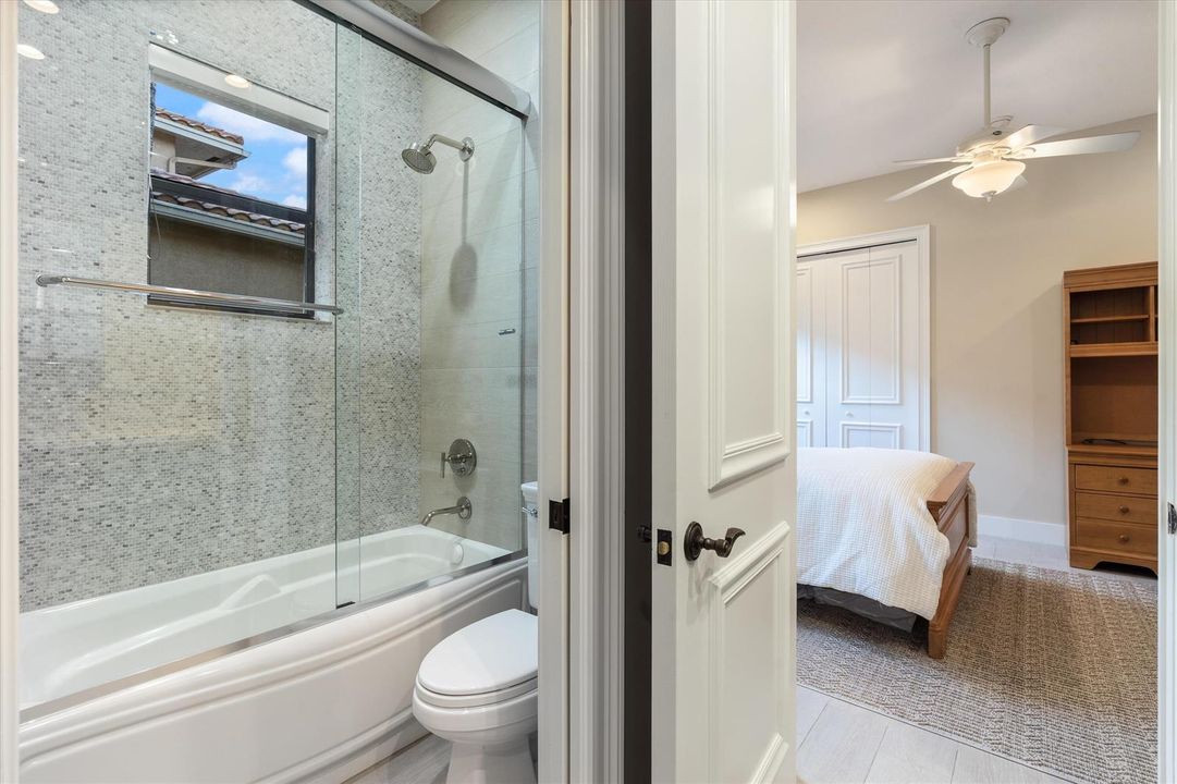 57-670 Carrotwood Terr Plantation , FL-1