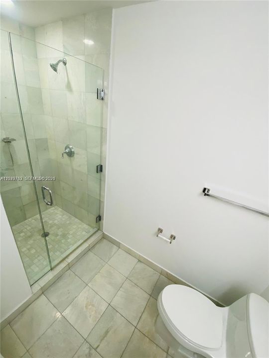 For Sale: $395,000 (0 beds, 1 baths, 551 Square Feet)