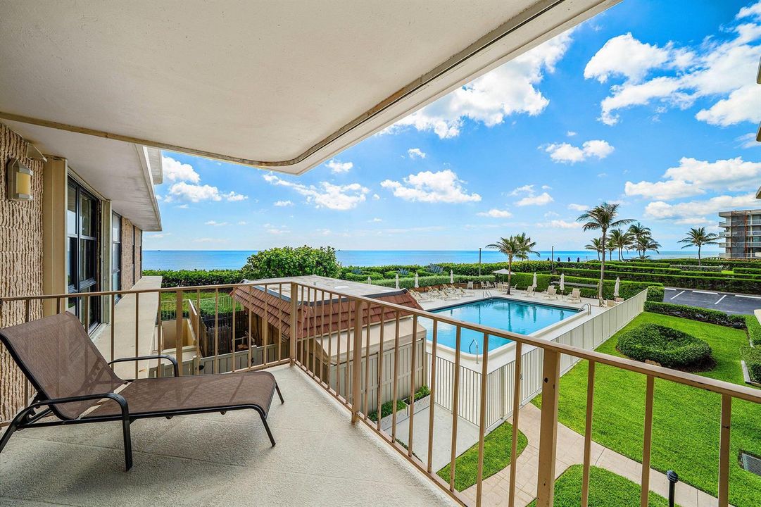 032-3200SouthOceanBoulevard-203B-PalmBea