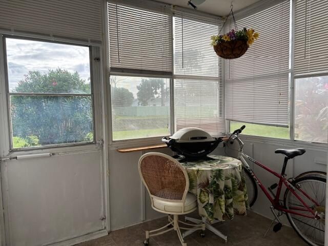 FLORIDA ROOM