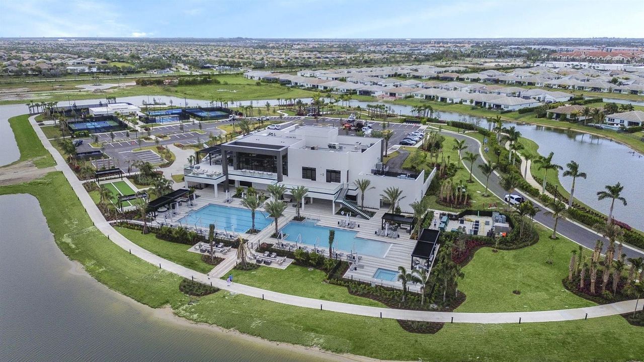 Telaro Amenities