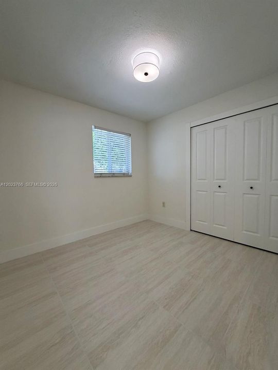 Active With Contract: $3,500 (4 beds, 2 baths, 1152 Square Feet)