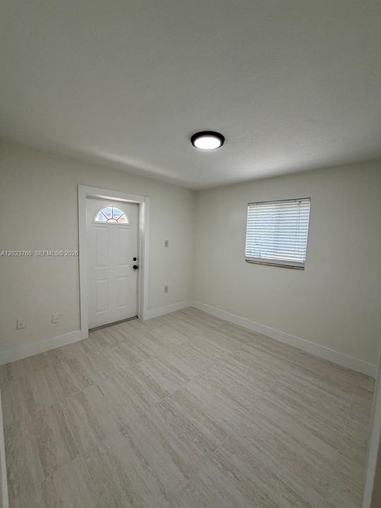 Active With Contract: $3,500 (4 beds, 2 baths, 1152 Square Feet)