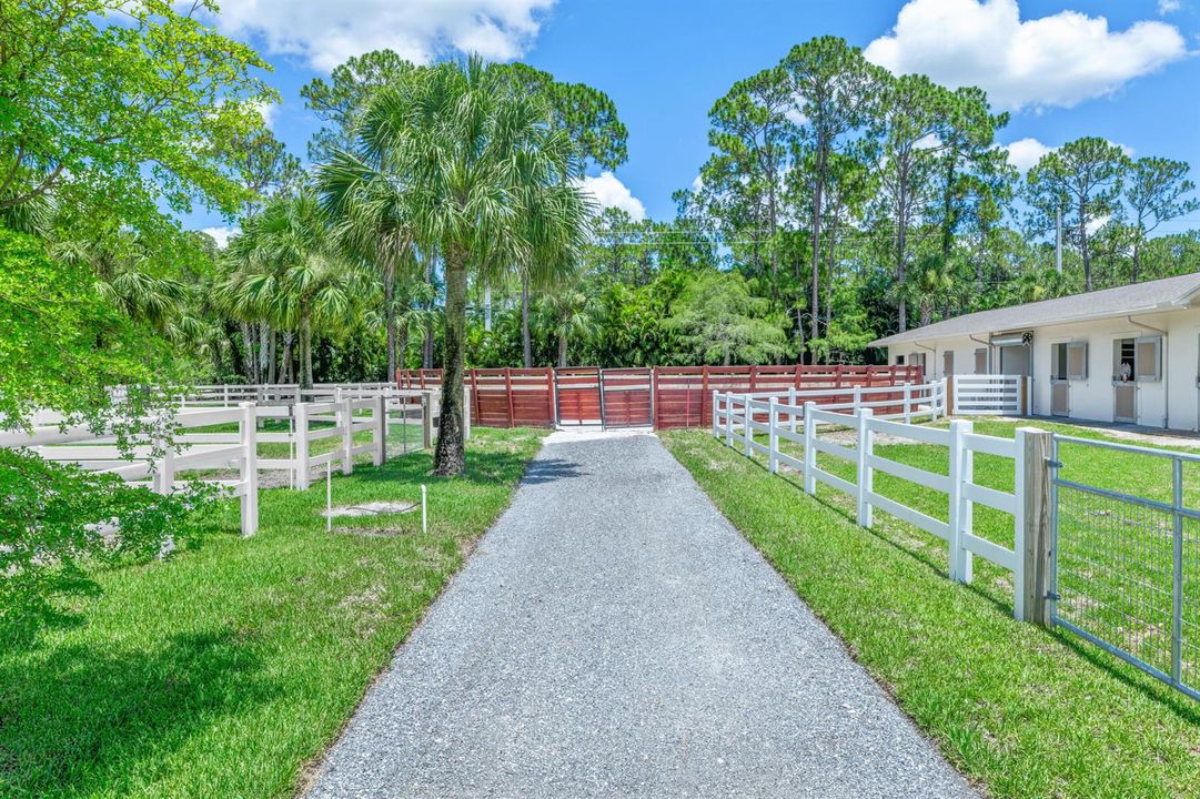 1464 Stallion Dr Loxahatchee-print-137-0