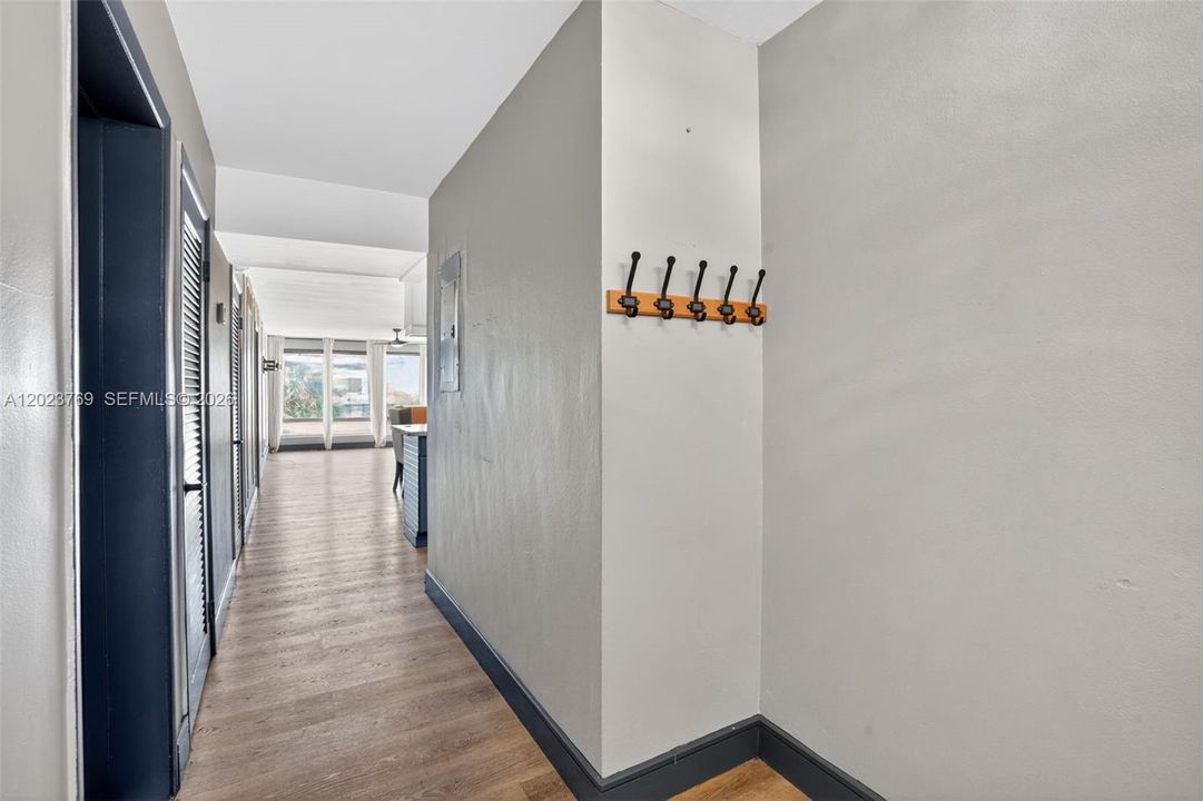 En Venta: $649,000 (2 camas, 2 baños, 1272 Pies cuadrados)