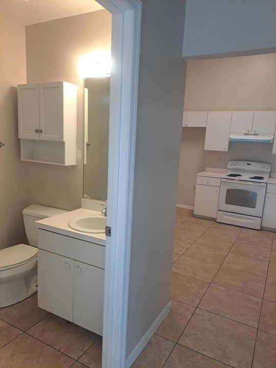2838 bath rmSb