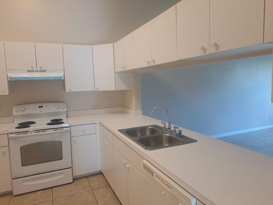 2838 kitchn1