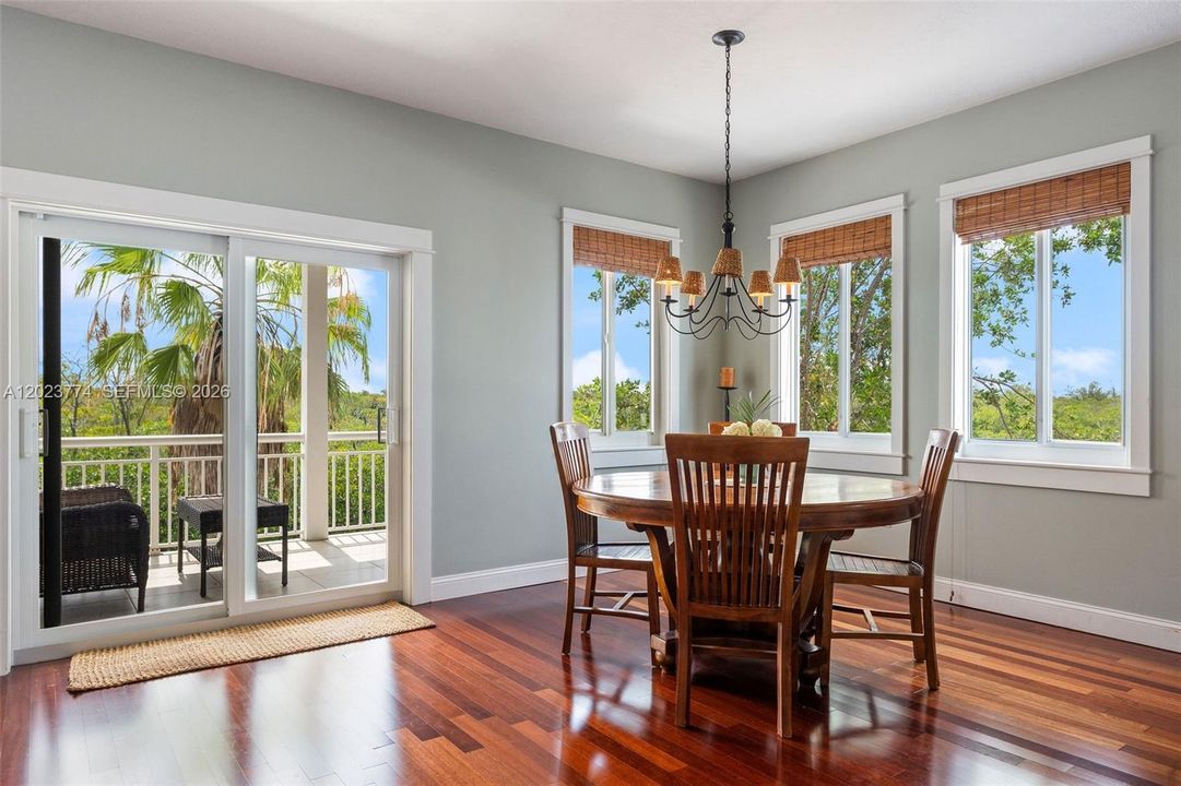 For Sale: $1,565,000 (3 beds, 2 baths, 2169 Square Feet)