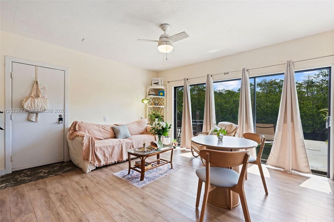 For Sale: $1,565,000 (3 beds, 2 baths, 2169 Square Feet)